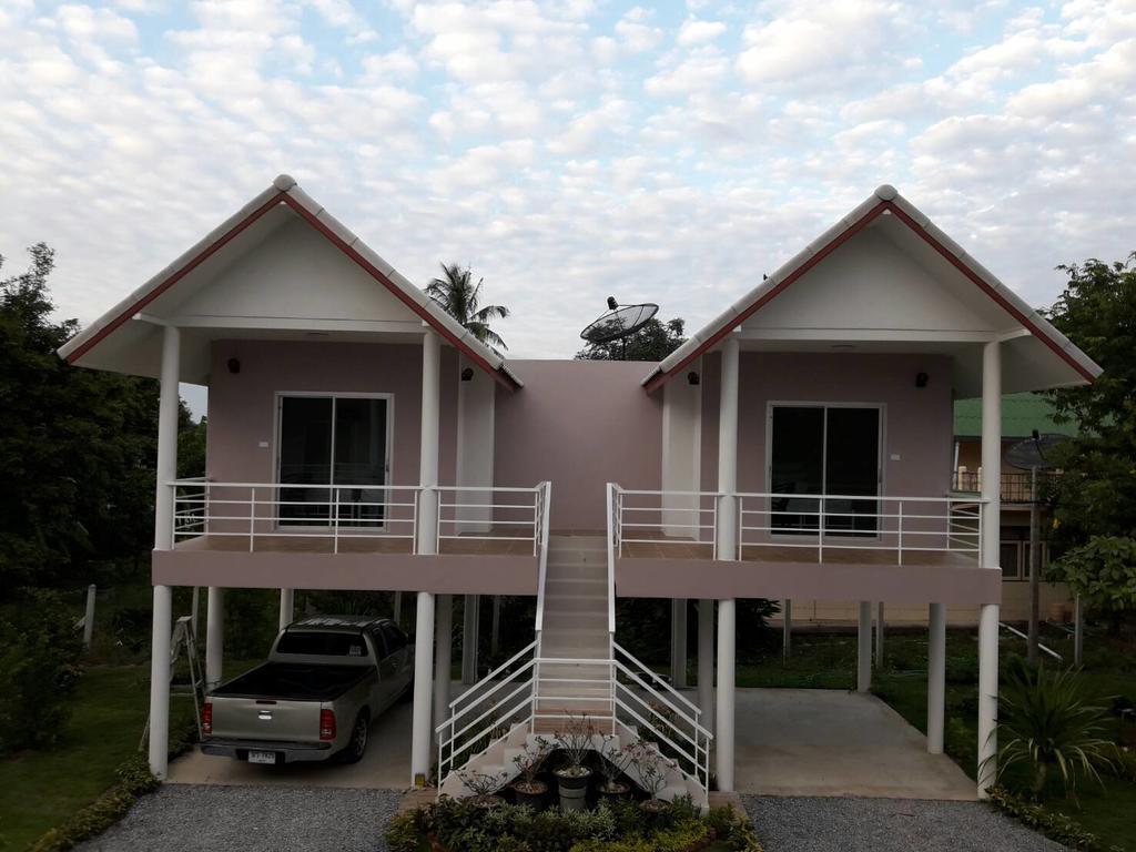 Hotel Baan Suan Geb Tawan Lop Buri Zewnętrze zdjęcie