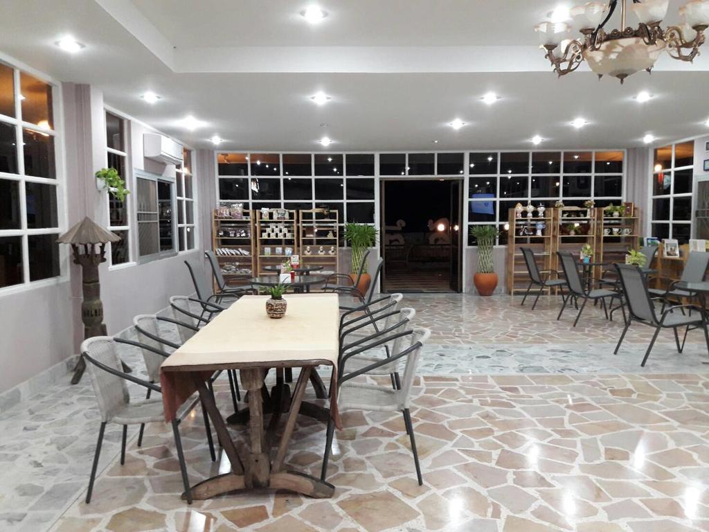 Hotel Baan Suan Geb Tawan Lop Buri Zewnętrze zdjęcie